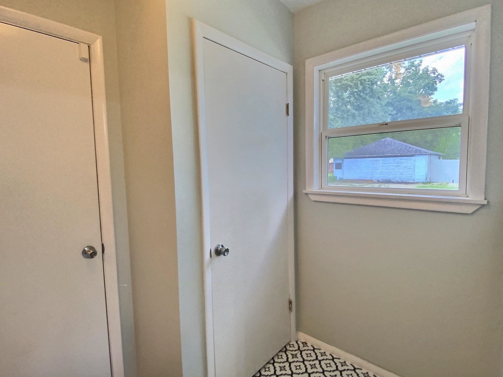 402 Jay Street Rochester, IN 46975 - Photo 13 of 35 Gallery Image 13