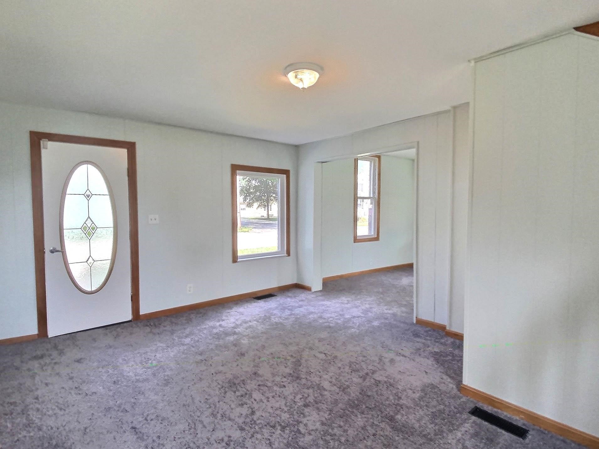 402 Jay Street Rochester, IN 46975 - Photo 7 of 35 Gallery Image 7
