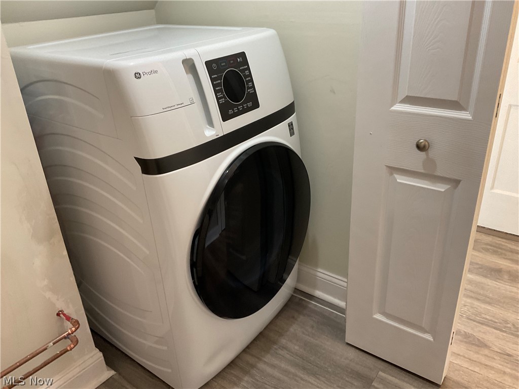 5955 Chapel Road Madison, OH 44057 - Photo 16 of 22 combine washer and dryer