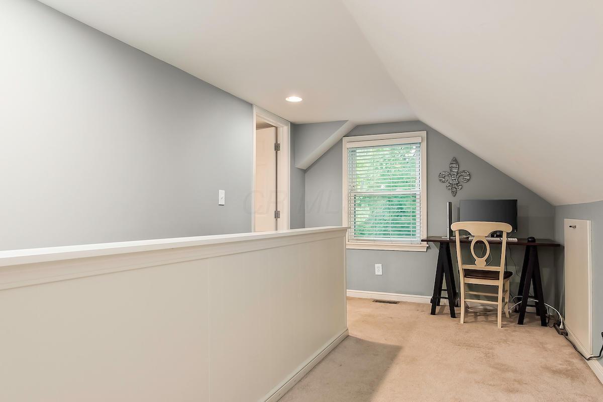 2538 Nottingham Road Columbus, OH 43221 - Photo 18 of 33