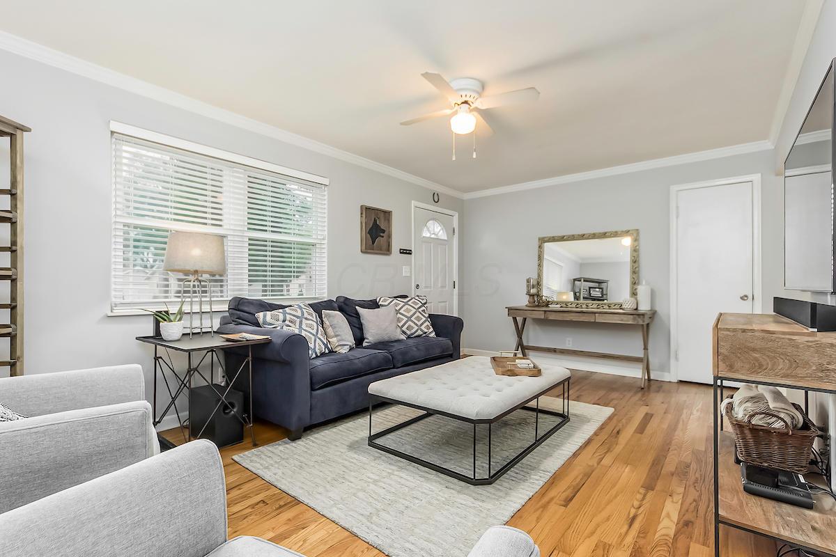 2538 Nottingham Road Columbus, OH 43221 - Photo 4 of 33
