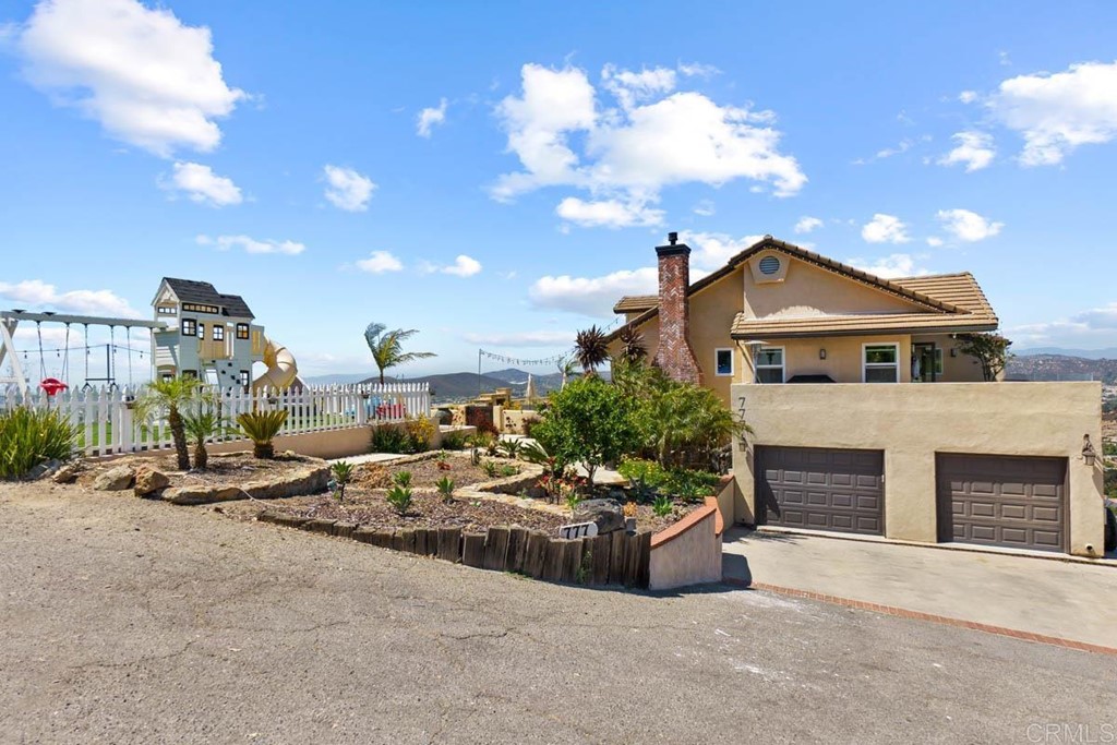 777 Phoenix Way San Marcos, CA 92078 - Photo 2 of 75