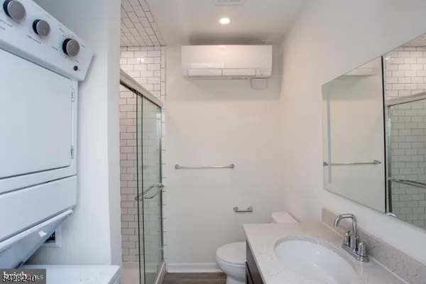 $2,325 | 41 Bridge Street, Lambertville, NJ 08530