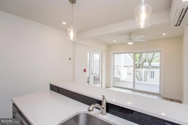 $2,325 | 41 Bridge Street, Lambertville, NJ 08530