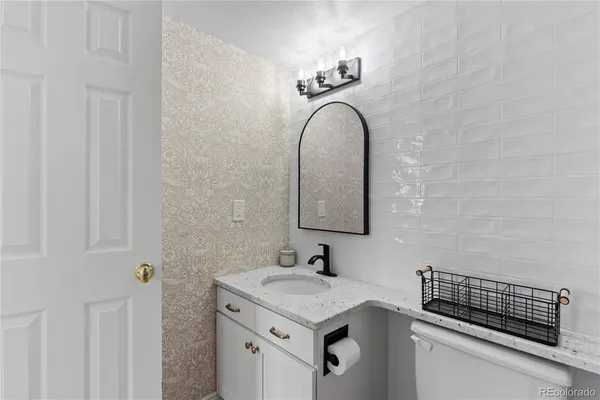 $950,000 | 9362 Cornell Circle, Highlands Ranch, CO 80130