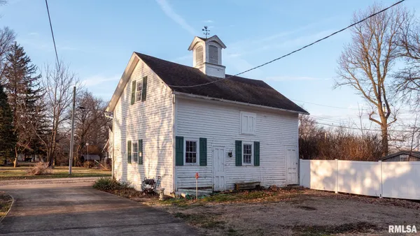 $270,000 | 401 South Corey Street, Griggsville, IL 62340