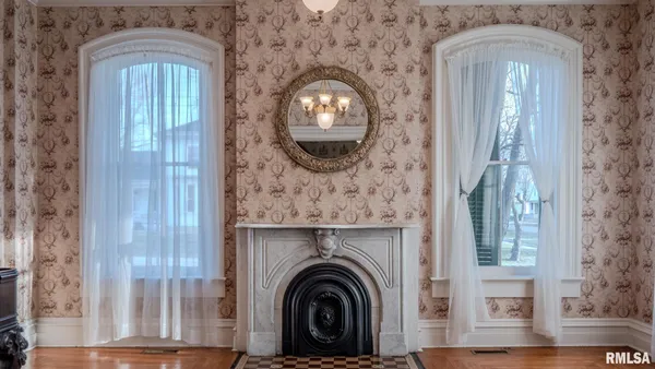 $270,000 | 401 South Corey Street, Griggsville, IL 62340