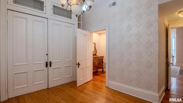 $270,000 | 401 South Corey Street, Griggsville, IL 62340