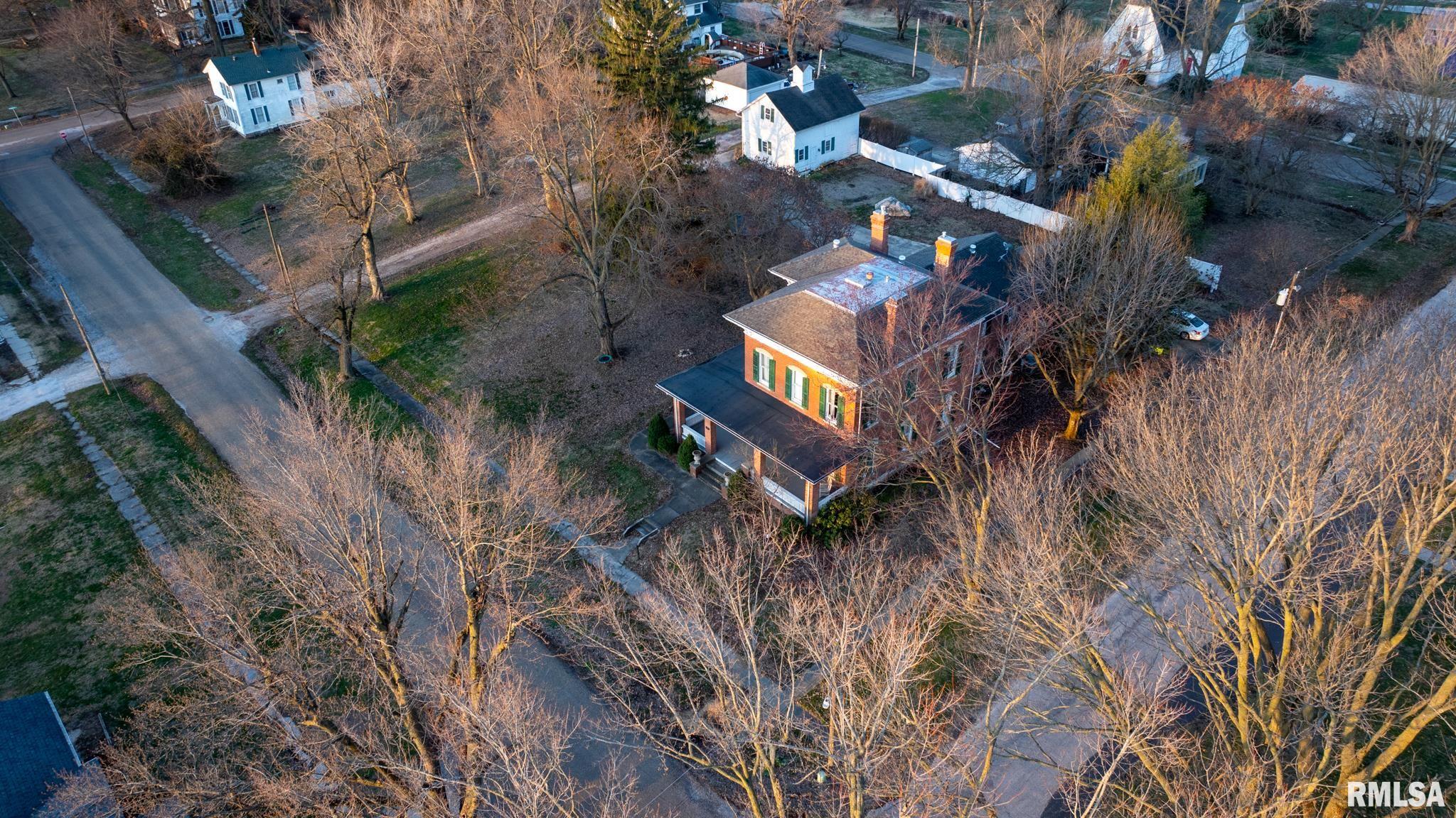 401 South Corey Street Griggsville, IL 62340 - Photo 5 of 62