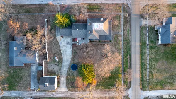 $270,000 | 401 South Corey Street, Griggsville, IL 62340