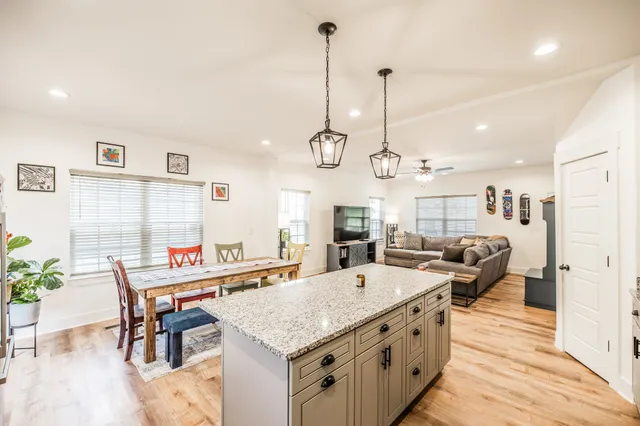 $374,900 | 1160 Jonathan Lane, Springfield, TN 37172