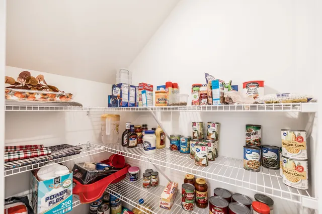 $374,900 | 1160 Jonathan Lane, Springfield, TN 37172