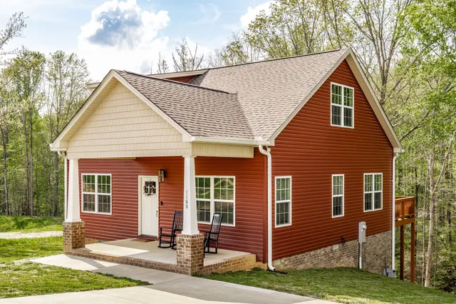 $374,900 | 1160 Jonathan Lane, Springfield, TN 37172