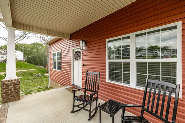 $374,900 | 1160 Jonathan Lane, Springfield, TN 37172