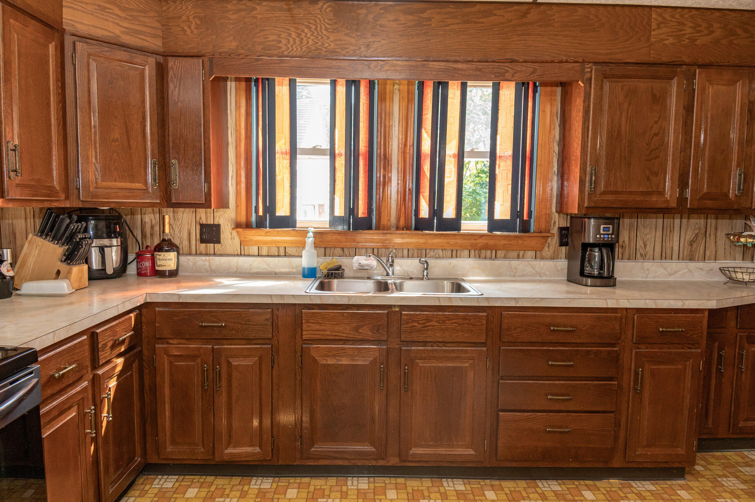 16 Rothay Avenue South Portland, ME 04106 - Photo 15 of 37 Main Floor-1897