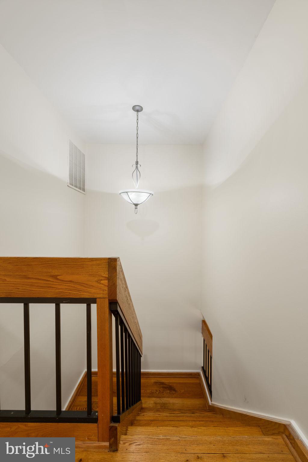 11733 Indian Ridge Road Reston, VA 20191 - Photo 27 of 43 Gallery Image 27