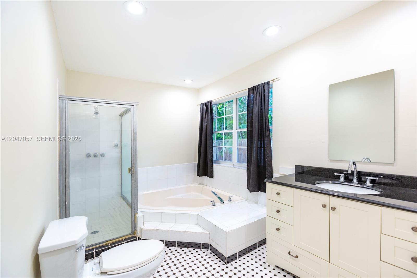 5451 Southwest 80th Street Miami, FL 33143 - Photo 21 of 39