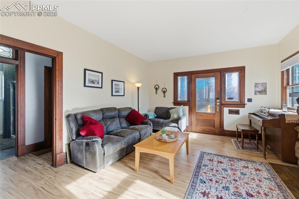 1130 Wahsatch Avenue Colorado Springs, CO 80903 - Photo 6 of 39