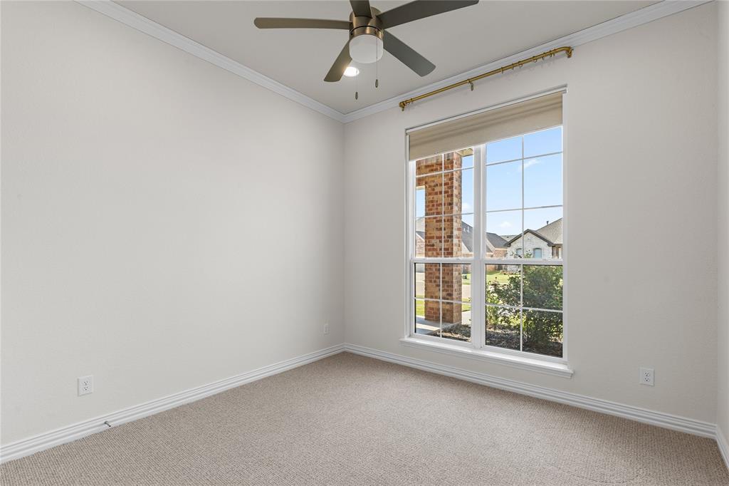 5682 Blackstone Drive Wichita Falls, TX 76310 - Photo 19 of 31 an empty room with a window