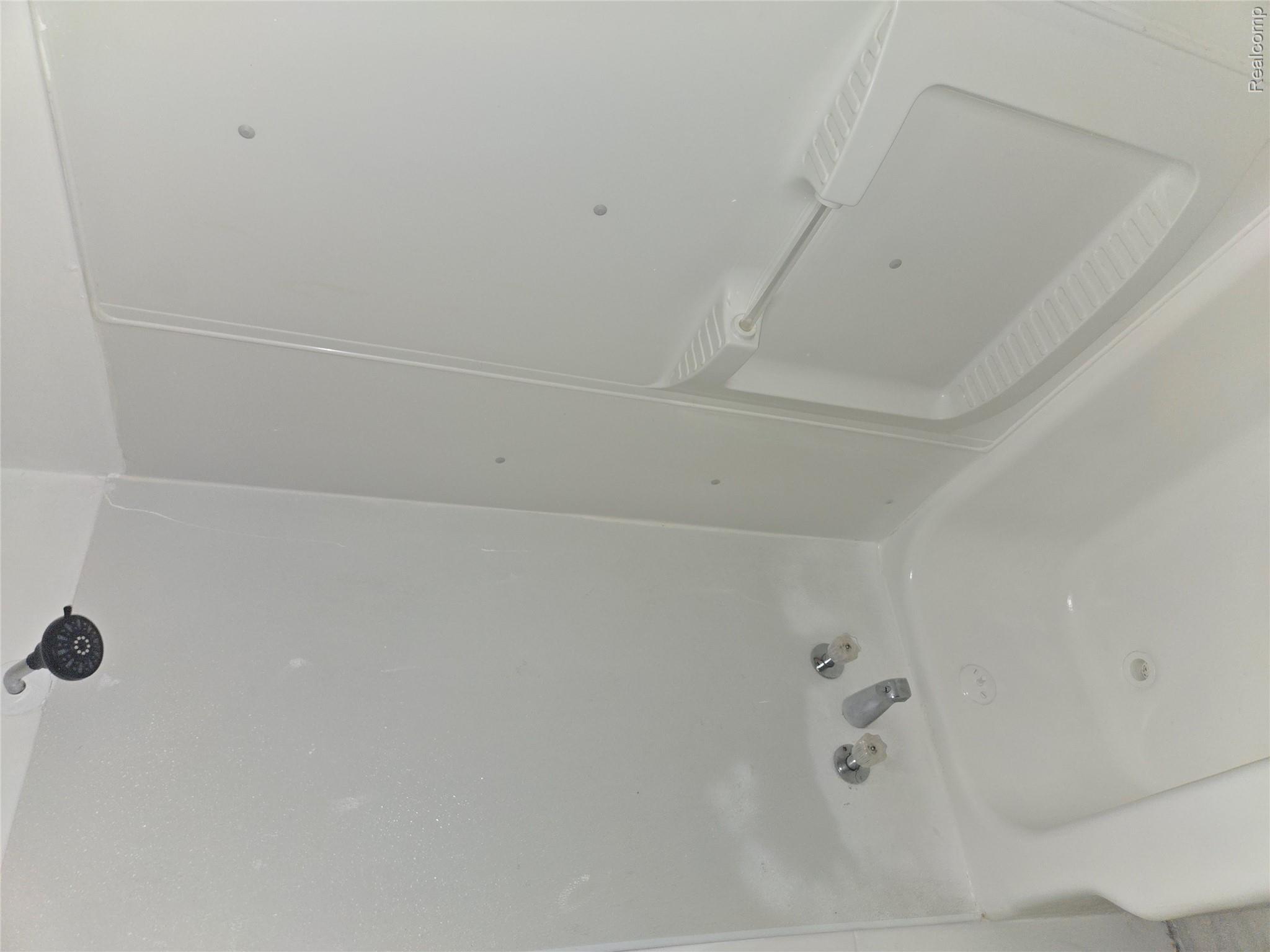 18119 Cornwall Street Detroit, MI 48224 - Photo 11 of 18 Bathroom featuring shower / bathtub combination