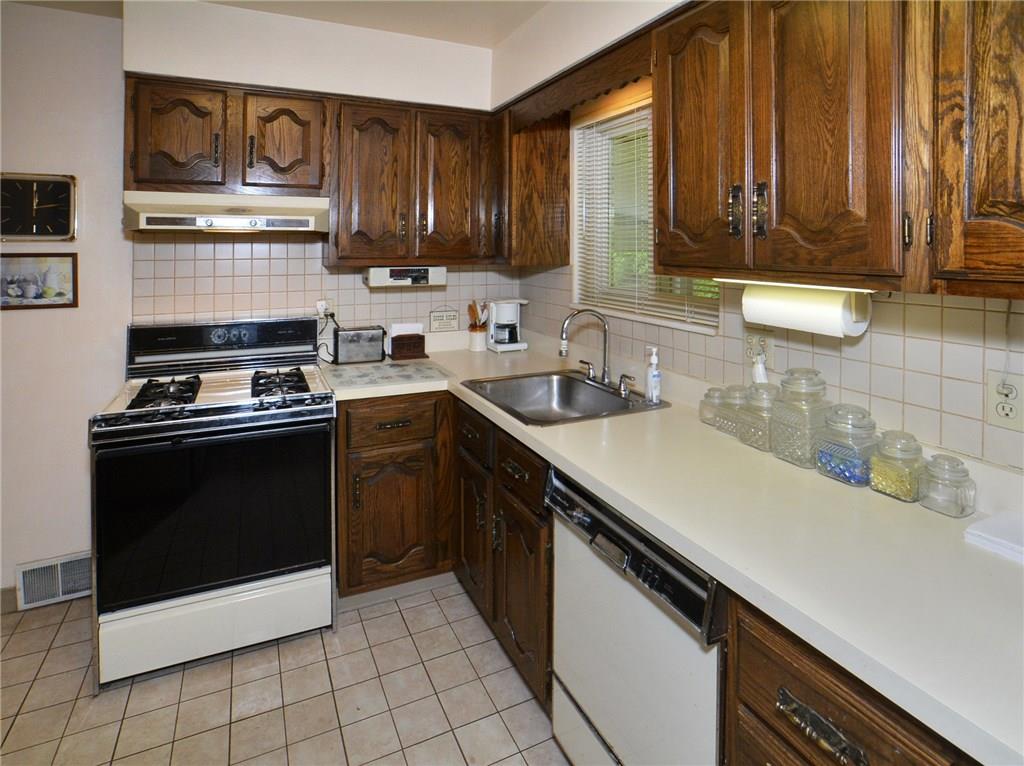 4410 Burma Road Monroeville, PA 15146 - Photo 2 of 22 Gallery Image 2