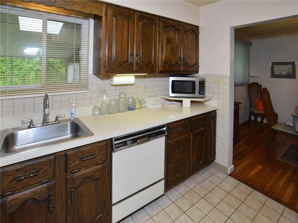 4410 Burma Road Monroeville, PA 15146 - Photo 3 of 22 Gallery Image 3