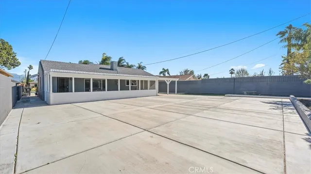 $539,999 | 132 South Acacia Avenue, Rialto, CA 92376