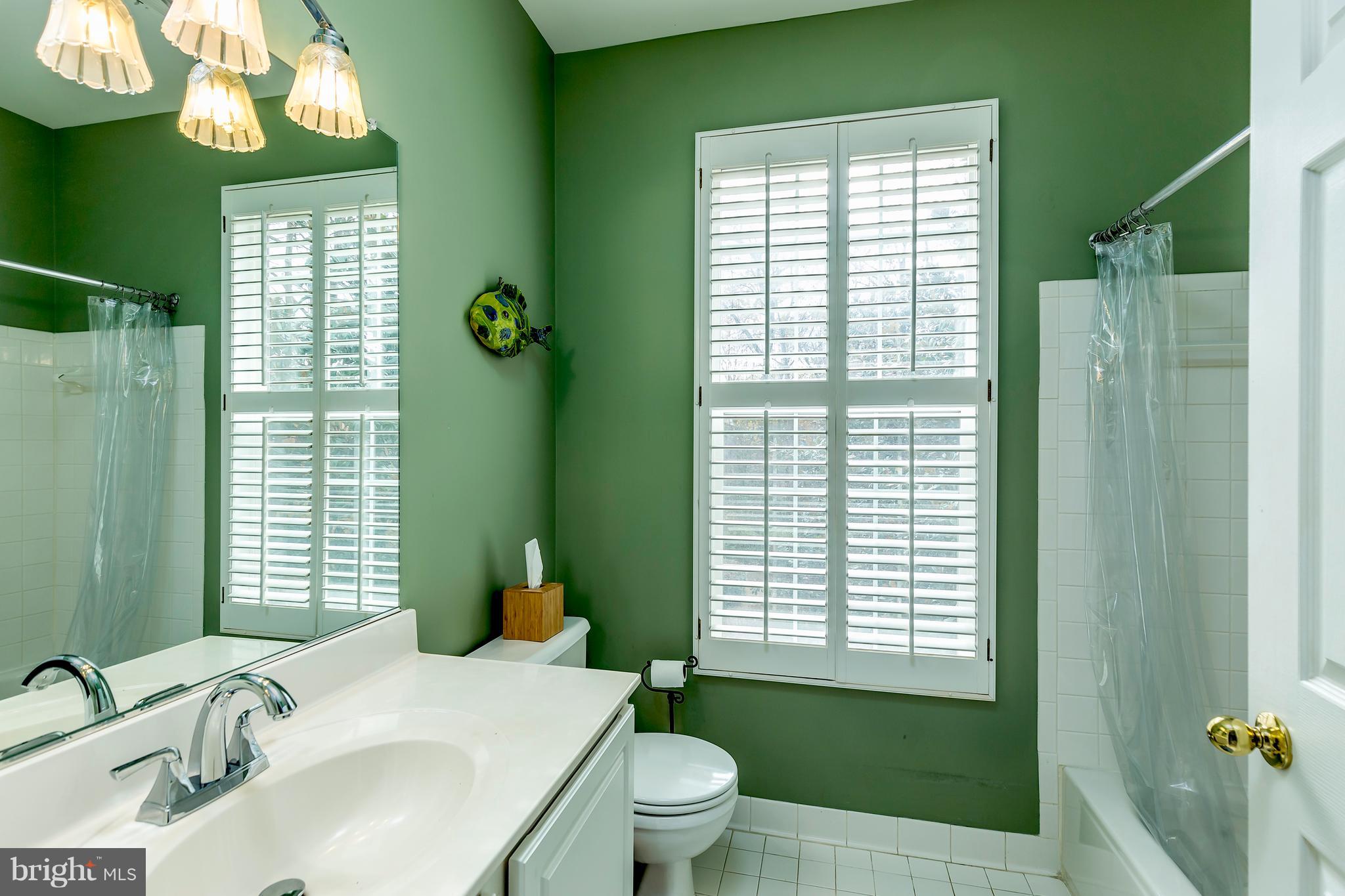 1300 Windleaf Drive, Unit B Reston, VA 20194 - Photo 13 of 23 Gallery Image 13