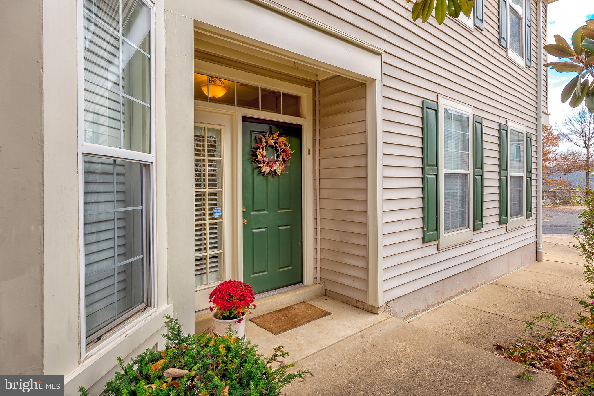 1300 Windleaf Drive, Unit B Reston, VA 20194 - Photo 3 of 23 Gallery Image 3