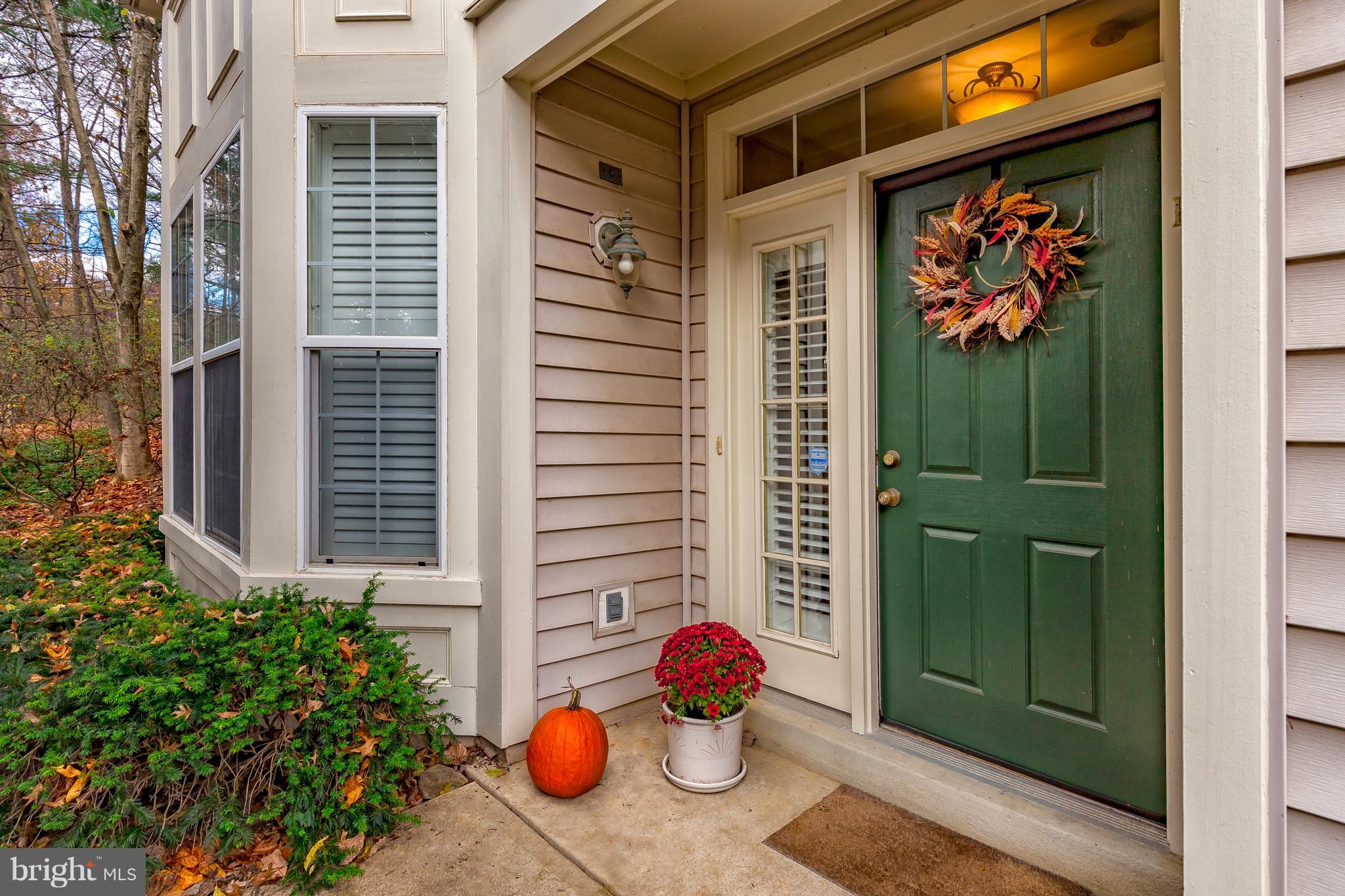 1300 Windleaf Drive, Unit B Reston, VA 20194 - Photo 4 of 23 Gallery Image 4
