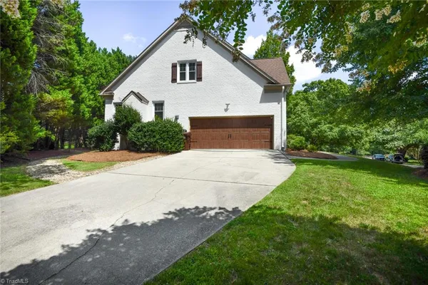$559,000 | 4731 Jamesford Drive, Jamestown, NC 27282