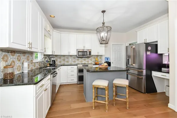 $559,000 | 4731 Jamesford Drive, Jamestown, NC 27282