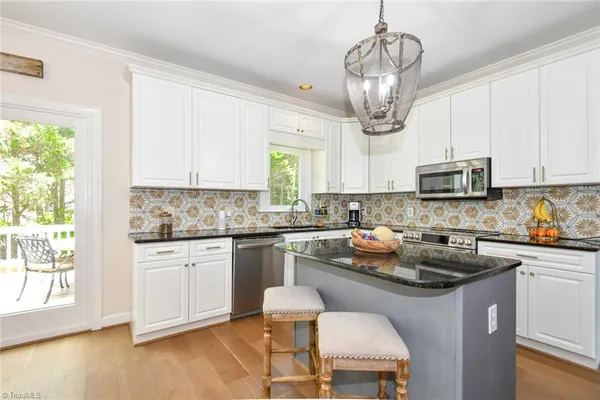 $559,000 | 4731 Jamesford Drive, Jamestown, NC 27282