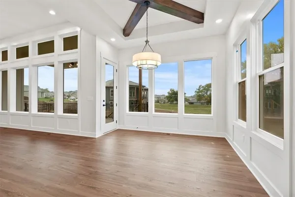 $886,985 | 4800 Northwest Huonker Court, Riverside, MO 64151