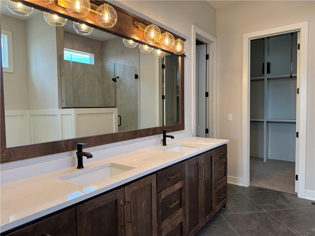 4800 Northwest Huonker Court Riverside, MO 64151 - Photo 16 of 35