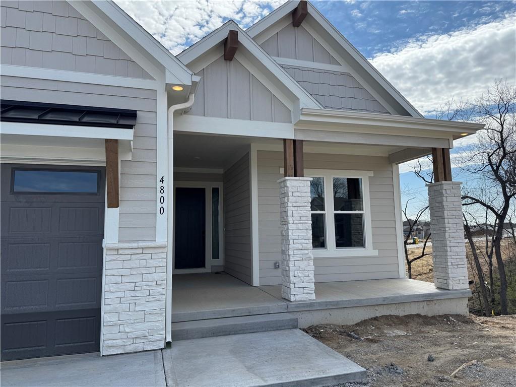 4800 Northwest Huonker Court Riverside, MO 64151 - Photo 2 of 35