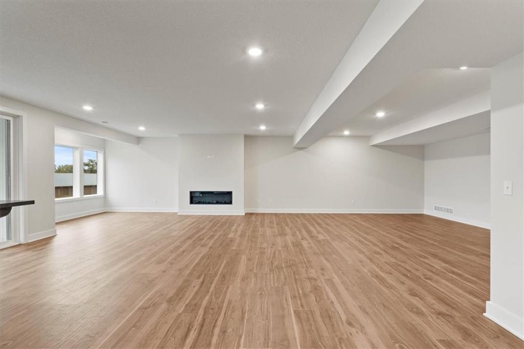 4800 Northwest Huonker Court Riverside, MO 64151 - Photo 30 of 35