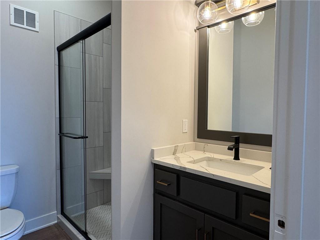 4800 Northwest Huonker Court Riverside, MO 64151 - Photo 4 of 35