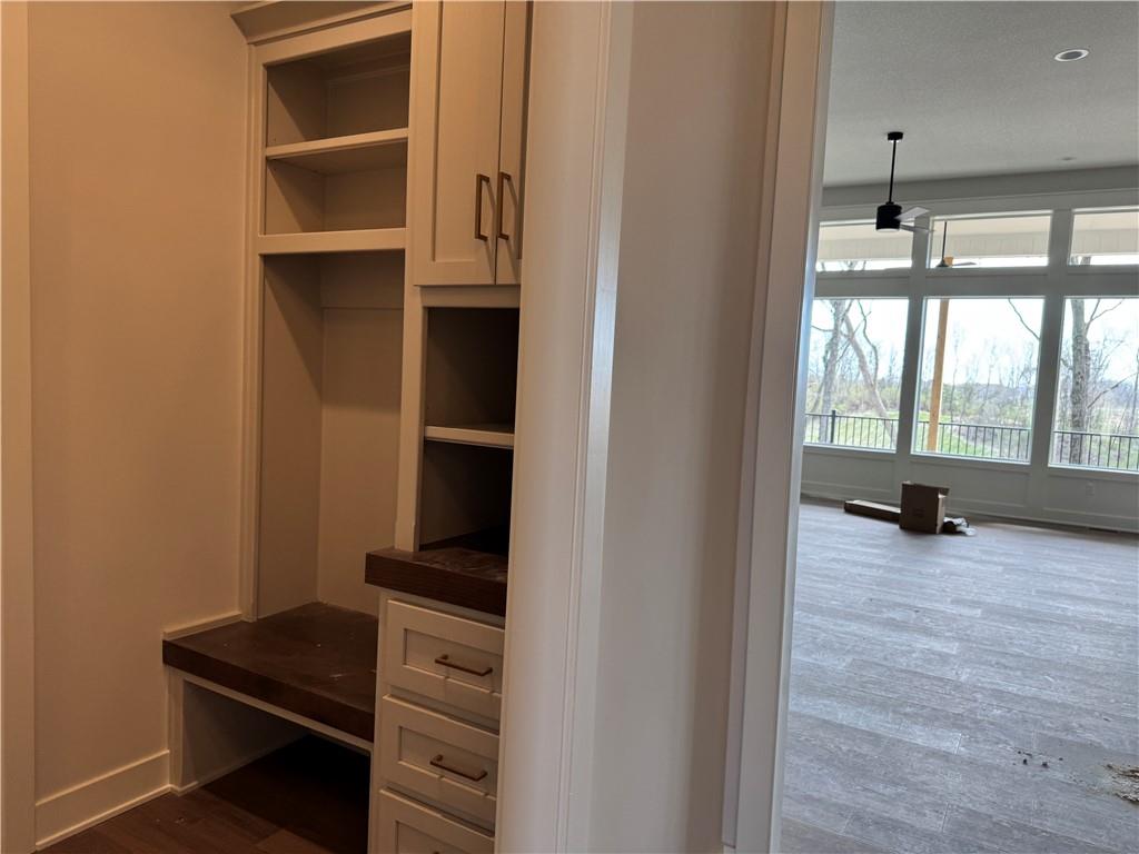 4800 Northwest Huonker Court Riverside, MO 64151 - Photo 5 of 35