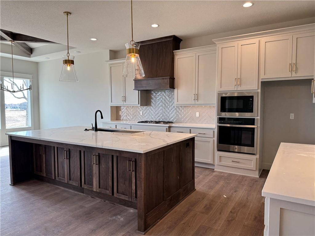 4800 Northwest Huonker Court Riverside, MO 64151 - Photo 7 of 35