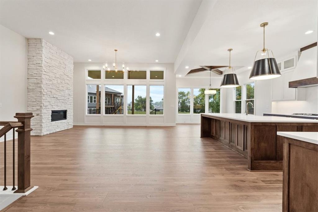 4800 Northwest Huonker Court Riverside, MO 64151 - Photo 7 of 35