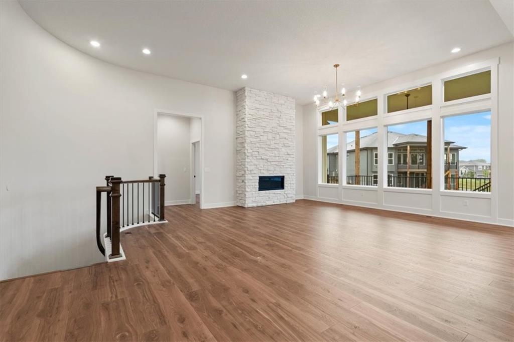 4800 Northwest Huonker Court Riverside, MO 64151 - Photo 8 of 35