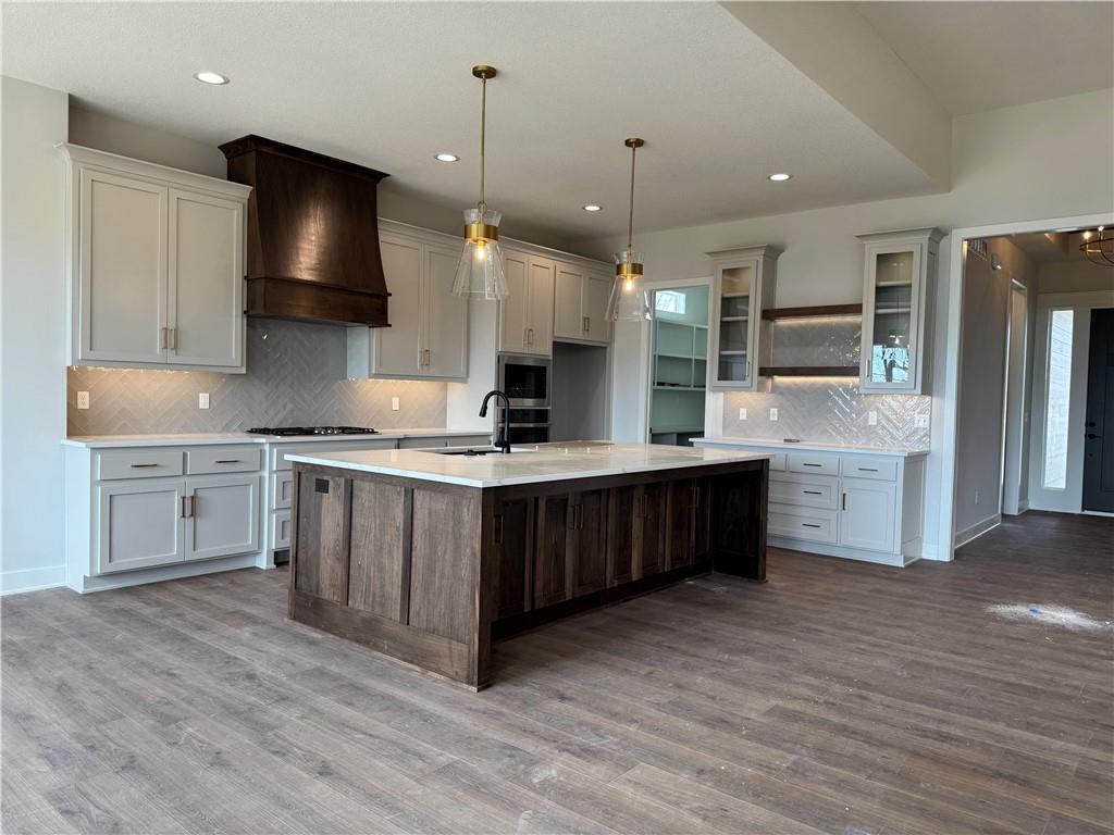 4800 Northwest Huonker Court Riverside, MO 64151 - Photo 10 of 35