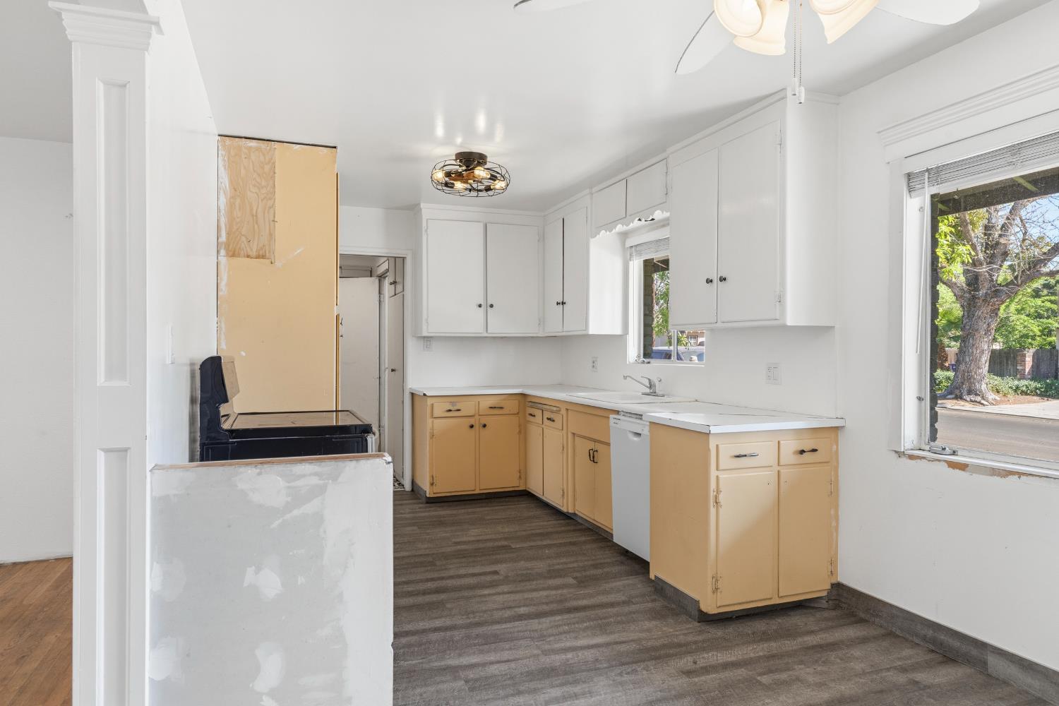 919 Del Rey Avenue Modesto, CA 95350 - Photo 12 of 32