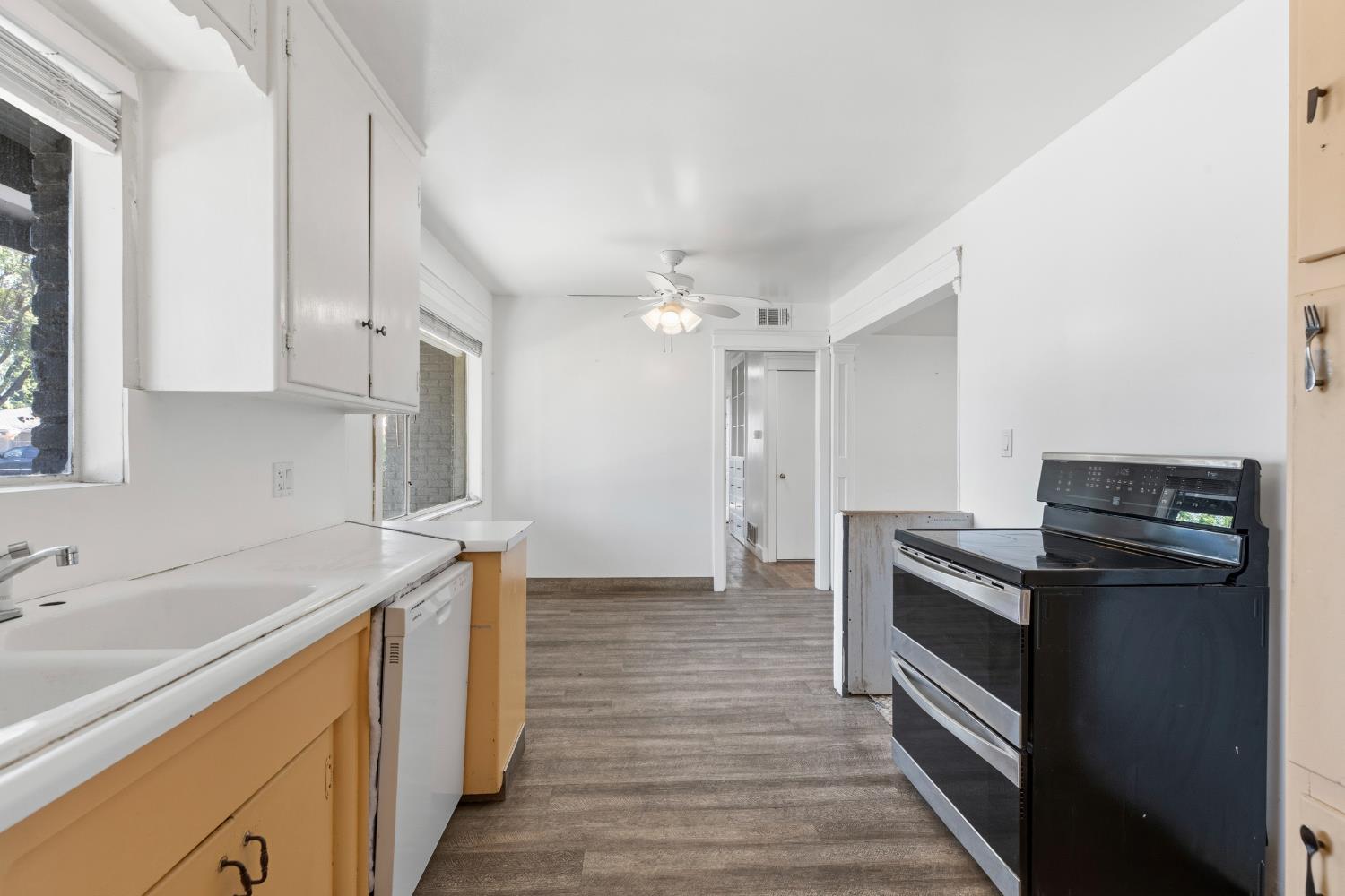 919 Del Rey Avenue Modesto, CA 95350 - Photo 13 of 32