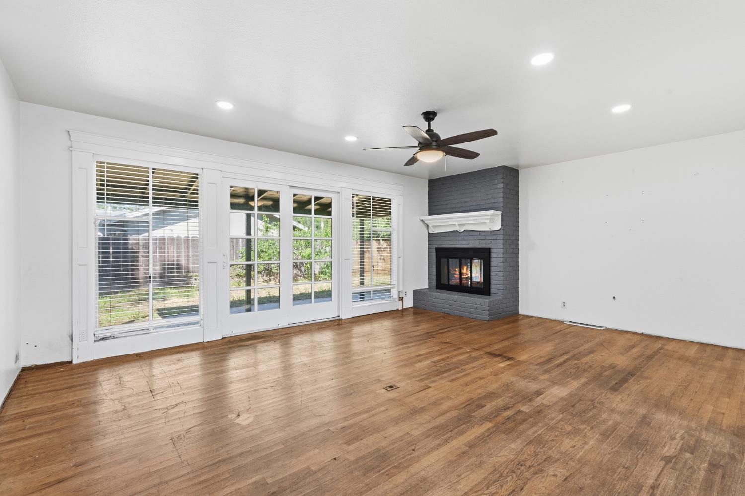 919 Del Rey Avenue Modesto, CA 95350 - Photo 5 of 32