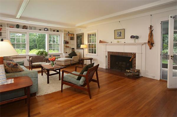 23 Clairemont Road Belmont, MA 02478 - Photo 4 of 9