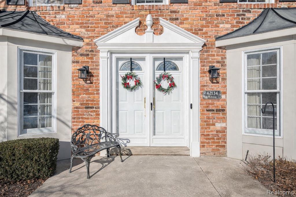 42134 Waterfall Road Northville, MI 48168 - Photo 7 of 47 Gallery Image 7