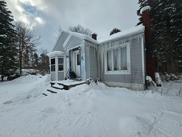 $149,999 | 2665 Whitehall Road, Muskegon, MI 49445