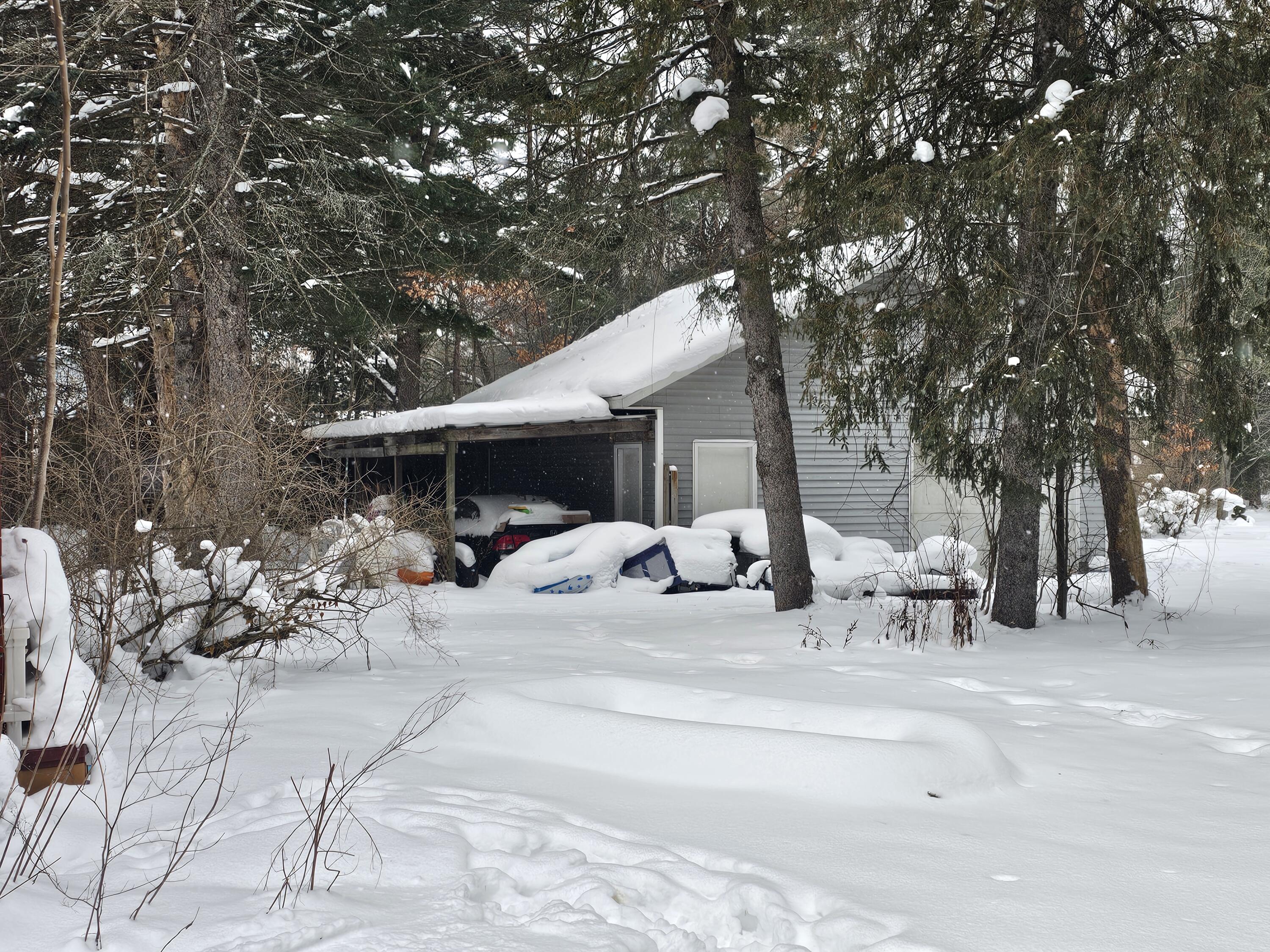 2665 Whitehall Road Muskegon, MI 49445 - Photo 3 of 3 20260128_145657